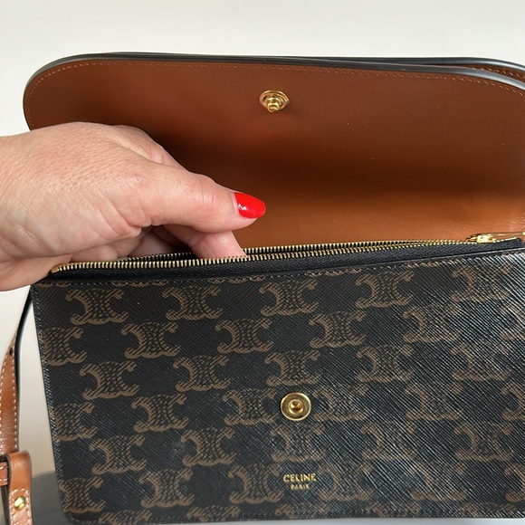 Celine Wallet  on strap in Triomphe canvas and smooth lambskin - Picture 5 of 16